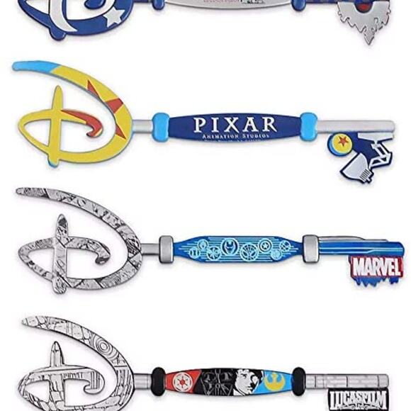 WALT DISNEY STARTER KEY COLLECTION BRAND NEW IN BOX COLLECTIBLES PIXAR MARVEL - Picture 5 of 5